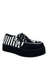 Load image into Gallery viewer, side of shoe on display