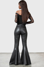 Load image into Gallery viewer, model showing back of pants