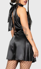 Load image into Gallery viewer, model showing back of dress