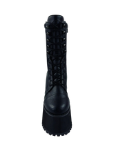 Load image into Gallery viewer, front of boot on display