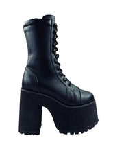 Load image into Gallery viewer, outside of boot on display