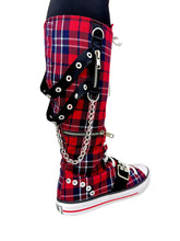 Load image into Gallery viewer, back of shoe on display