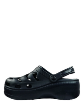 Load image into Gallery viewer, side of shoe on display