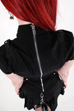 Load image into Gallery viewer, model showing back of top