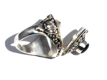 Load image into Gallery viewer, ring opened