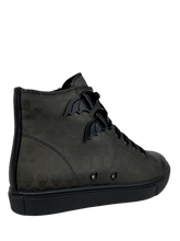 Load image into Gallery viewer, back of shoe