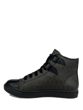 Load image into Gallery viewer, side of shoe