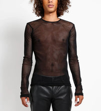 Load image into Gallery viewer, model showing front of top