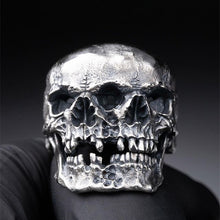 Load image into Gallery viewer, Double Skull Ring