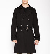 Load image into Gallery viewer, model showing front of coat