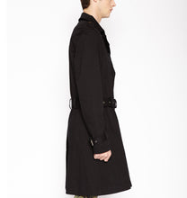 Load image into Gallery viewer, model showing side of coat