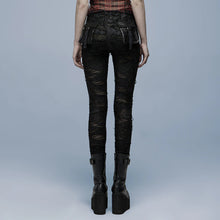 Load image into Gallery viewer, model showing back of leggings