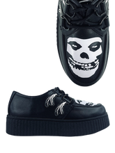 Load image into Gallery viewer, side and top of shoe