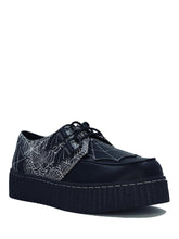 Load image into Gallery viewer, front side of shoe