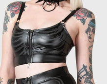 Load image into Gallery viewer, model showing side of top