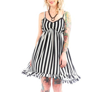 Load image into Gallery viewer, model showing front of dress