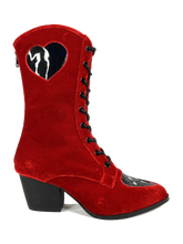 Load image into Gallery viewer, side of boot