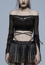 Load image into Gallery viewer, model showing front of top