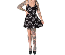 Load image into Gallery viewer, model showing front of dress