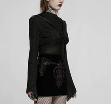 Load image into Gallery viewer, model showing side of top