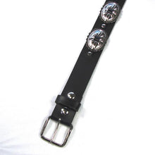 Load image into Gallery viewer, belt on display