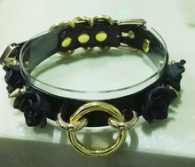 Load image into Gallery viewer, choker on display