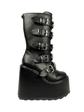 Load image into Gallery viewer, side of boot on display