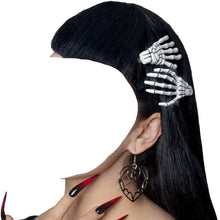 Load image into Gallery viewer, model wearing hair slidees
