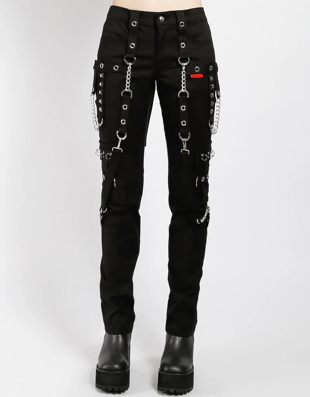 model showing front of pants