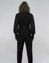 Load image into Gallery viewer, model showing back  of vest
