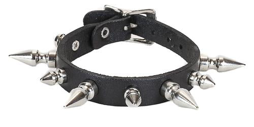 Black leather bracelet with single row of alternating 1